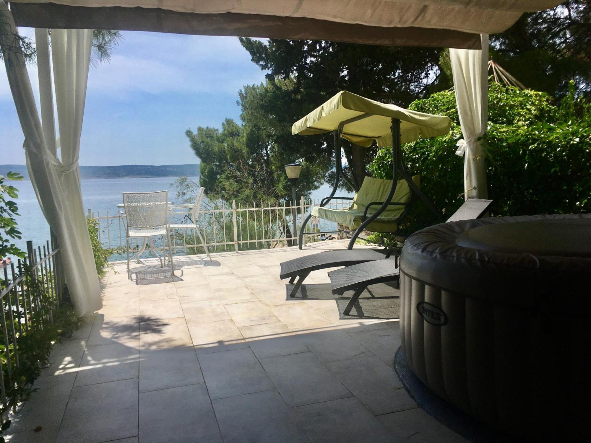 Beach House Starigrad Exterior photo